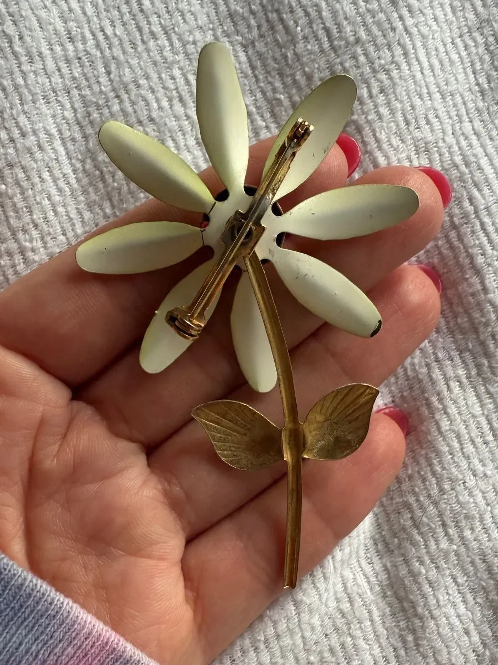 1960s Mod Flower Power Pink and Green Enamel Brooch